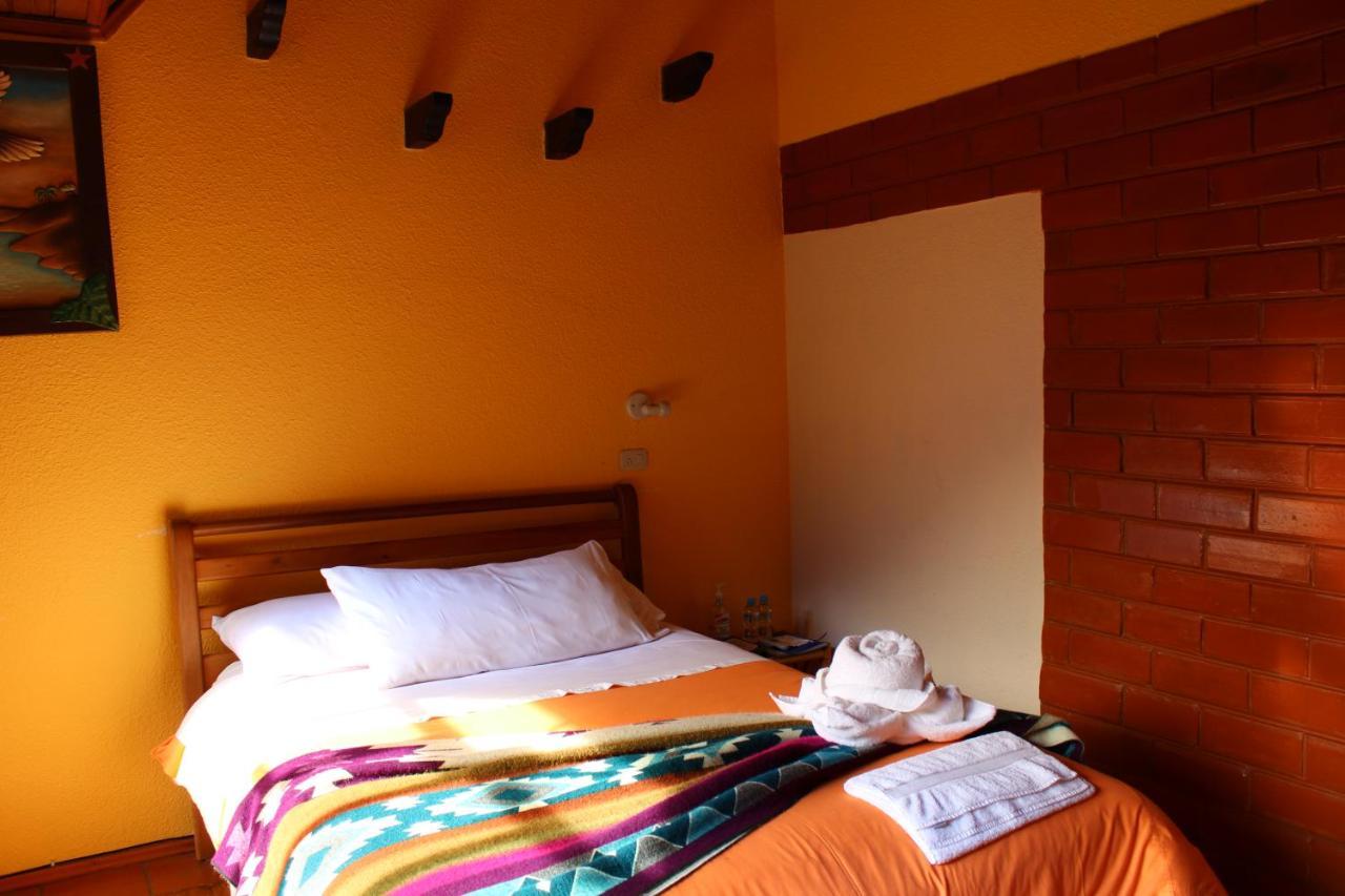 Hotel Y Spa Isla De Banos Экстерьер фото